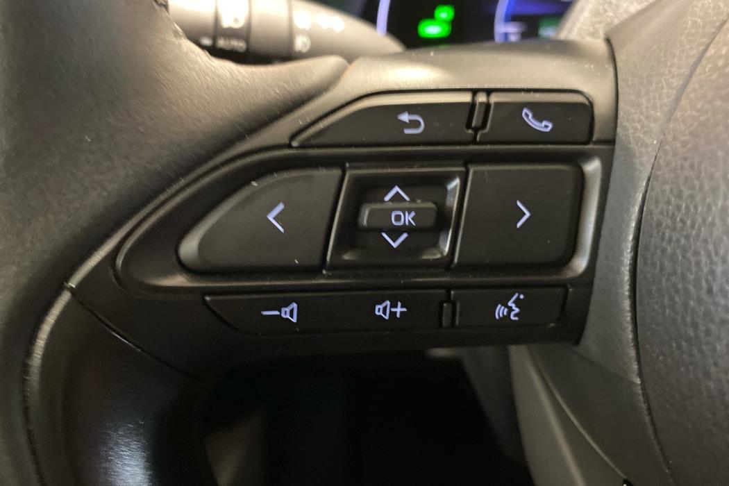 TOYOTA Yaris Cross 2026