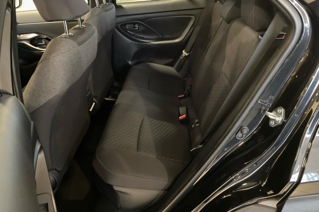 TOYOTA Yaris Cross 2026
