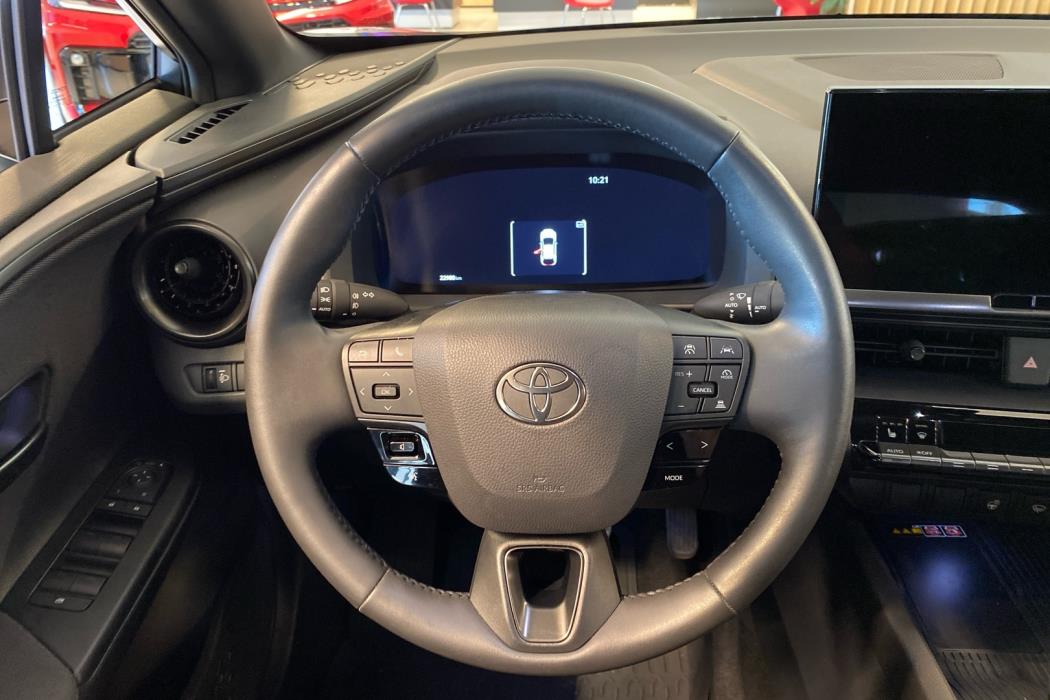 TOYOTA C-HR 2025