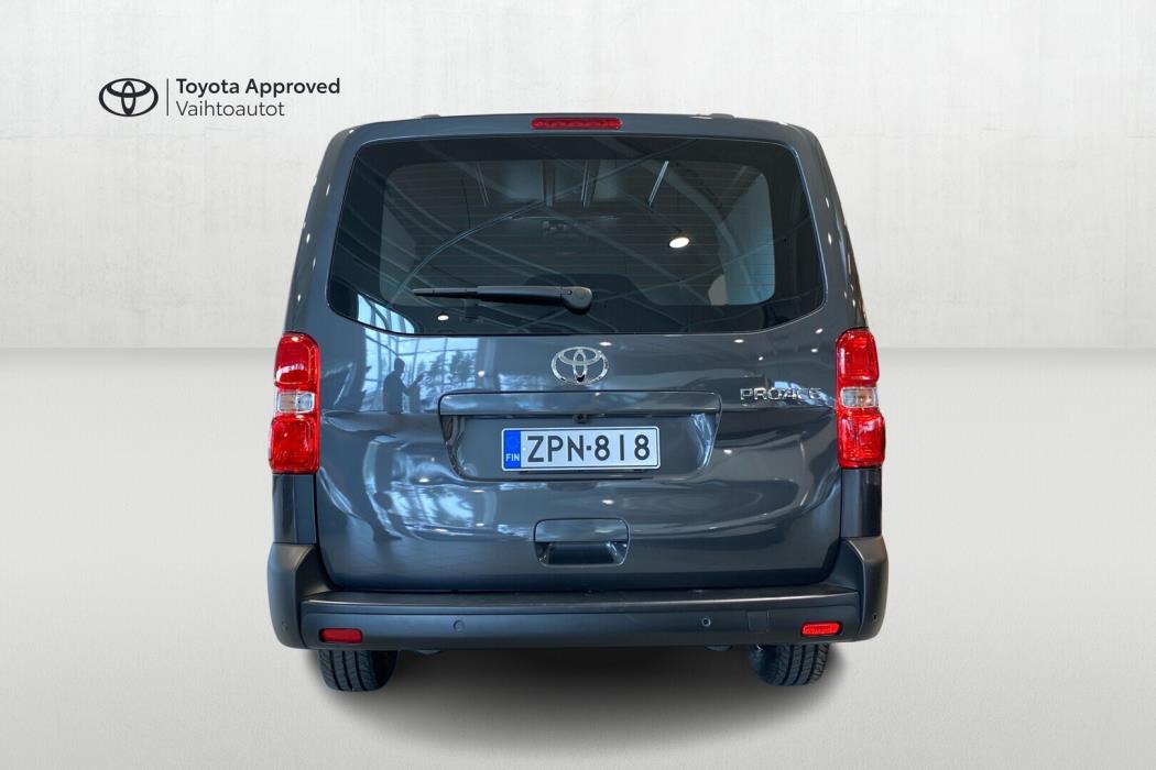 TOYOTA PROACE 2025