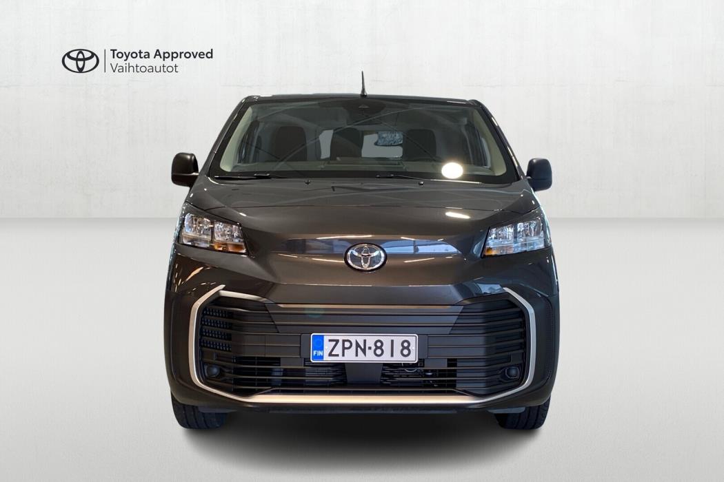 TOYOTA PROACE 2025