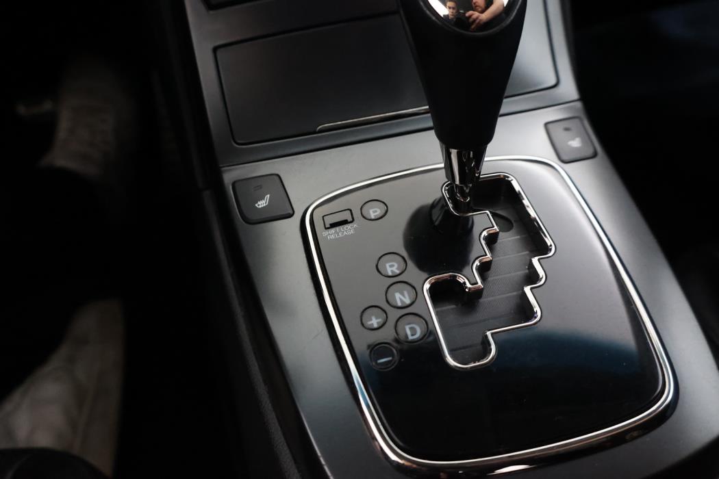 HYUNDAI Genesis Coupe 2011