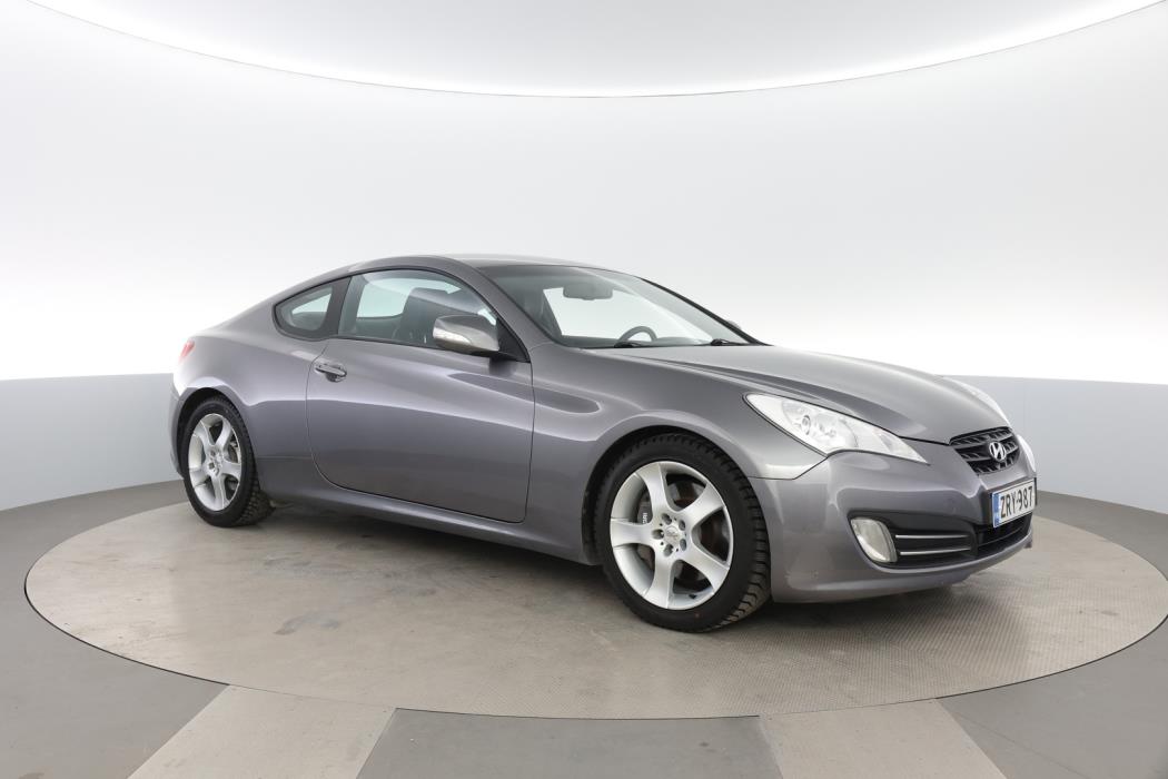 HYUNDAI Genesis Coupe 2011