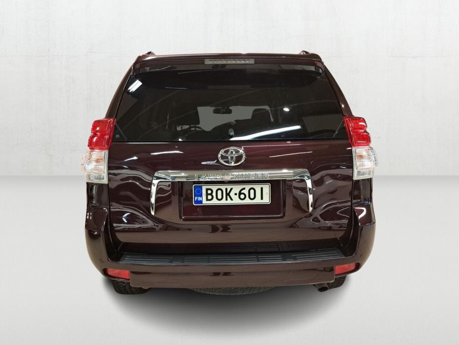 TOYOTA Land Cruiser 2010