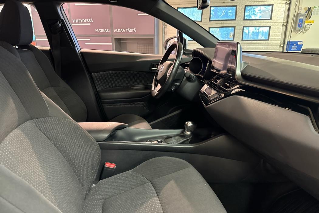 TOYOTA C-HR 2019
