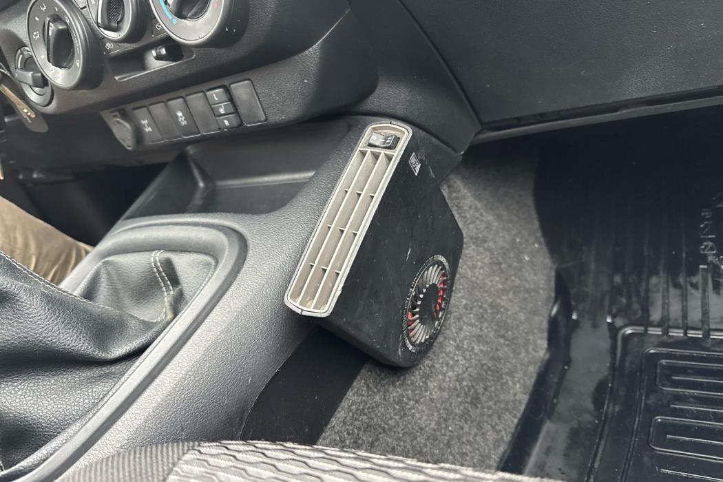 TOYOTA Hilux 2019