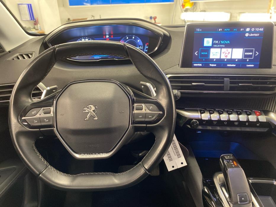 PEUGEOT 3008 2020