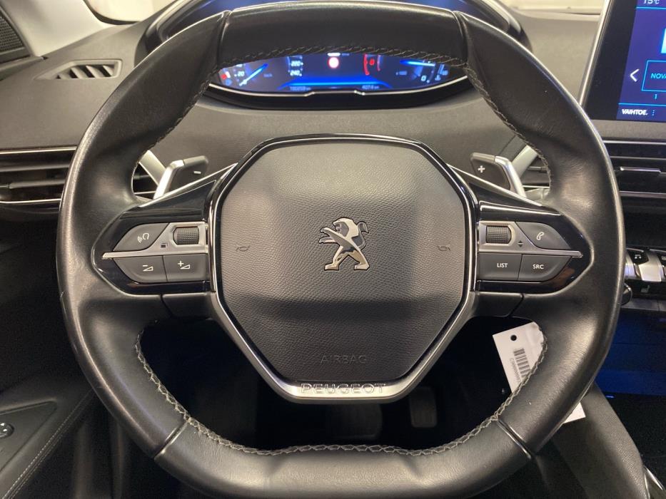 PEUGEOT 3008 2020