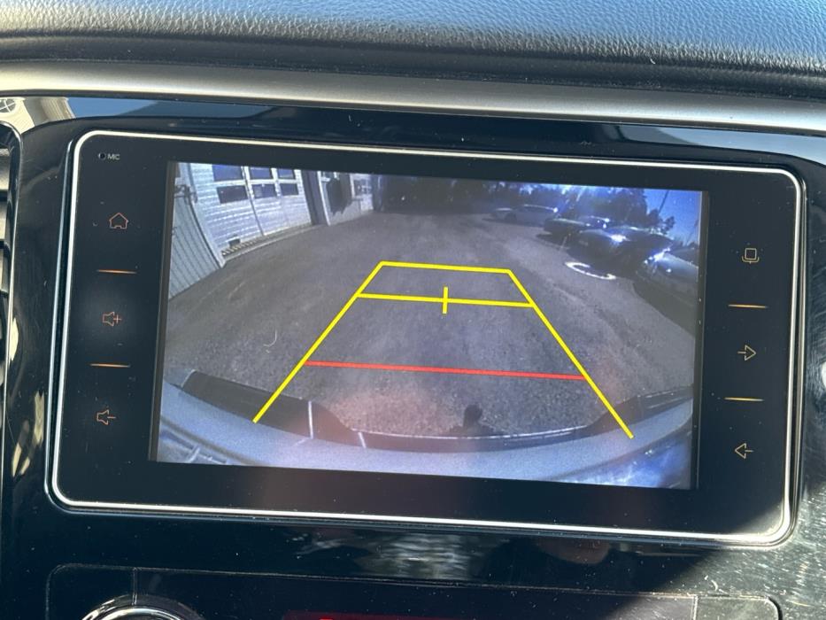 MITSUBISHI L200 2022