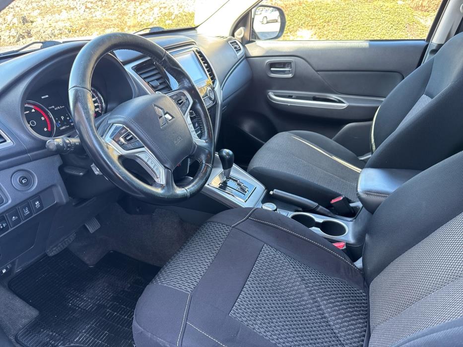 MITSUBISHI L200 2022