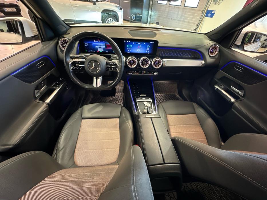 MERCEDES-BENZ EQB 2024