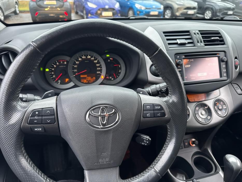 TOYOTA RAV4 2012