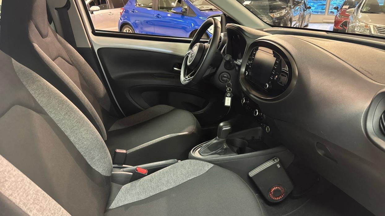 TOYOTA Aygo X 2022