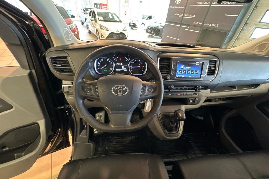 TOYOTA Proace 2018