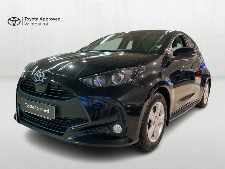 TOYOTA Yaris 2023