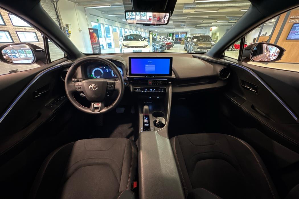 TOYOTA C-HR 2025