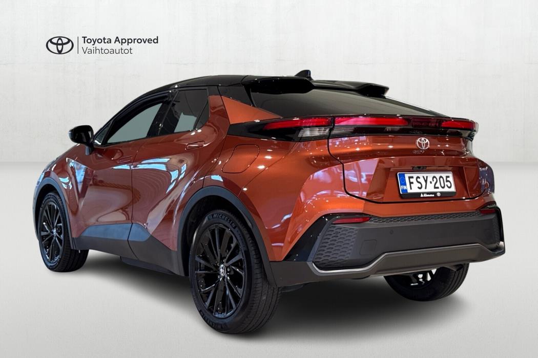 TOYOTA C-HR 2025