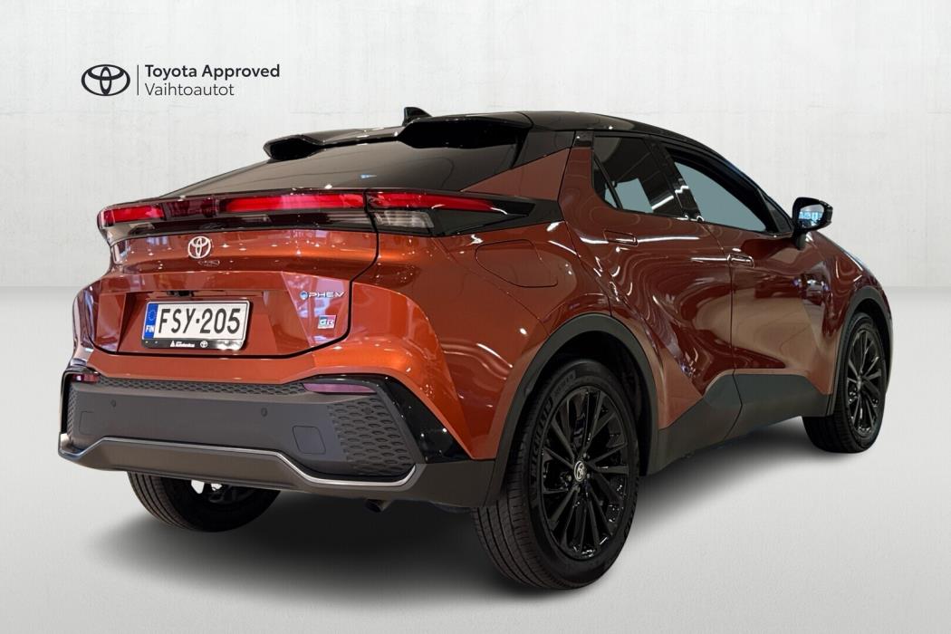 TOYOTA C-HR 2025