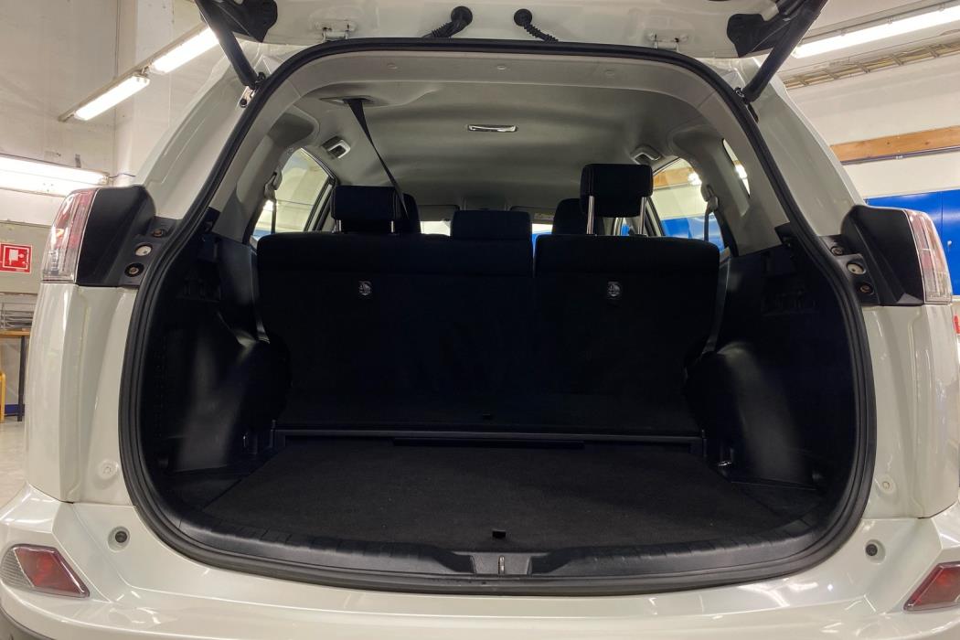 TOYOTA RAV4 2017