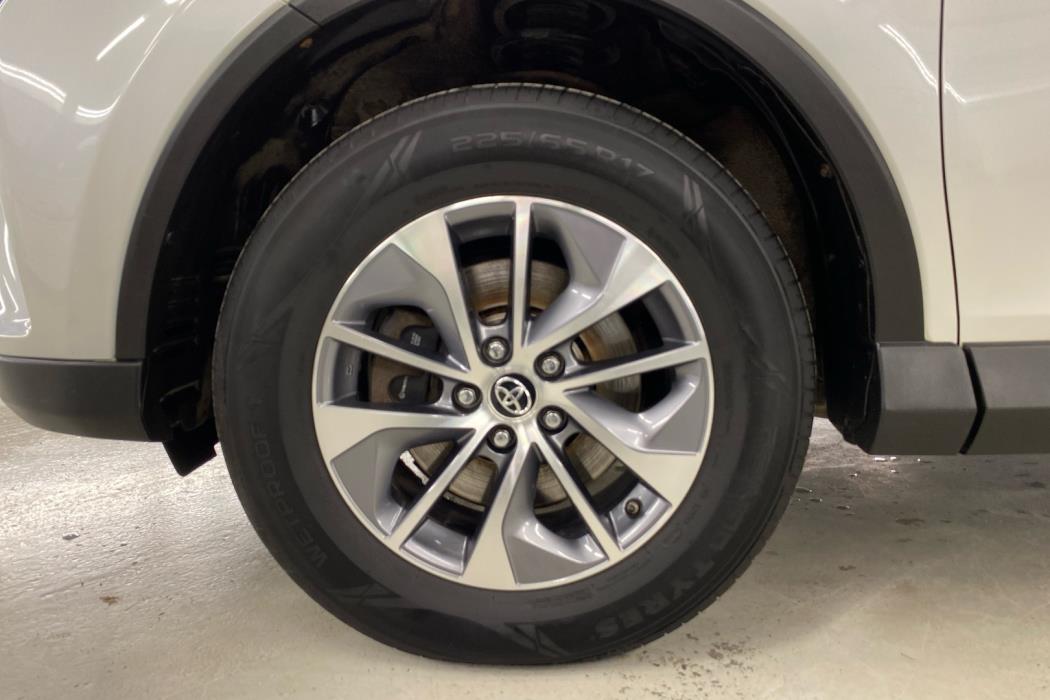 TOYOTA RAV4 2017