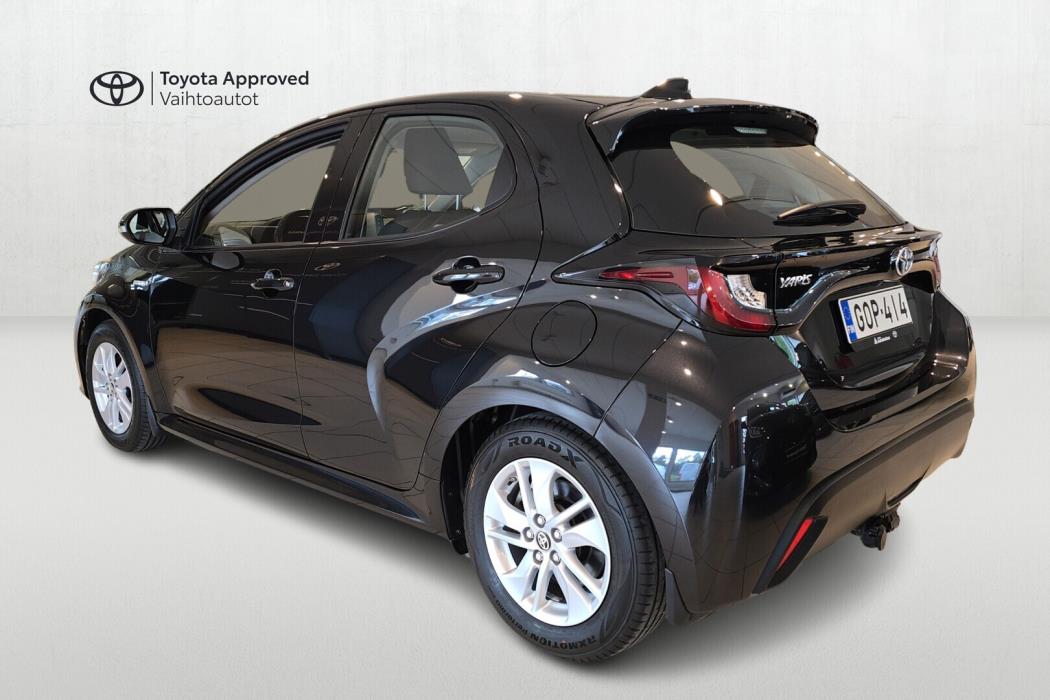 TOYOTA Yaris 2021
