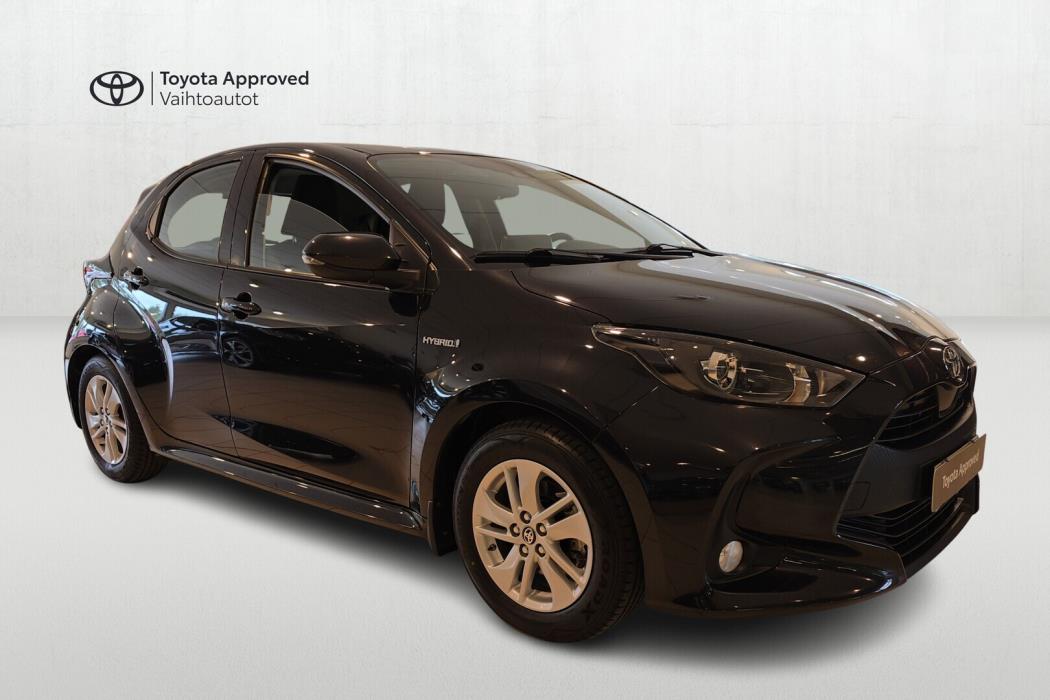 TOYOTA Yaris 2021