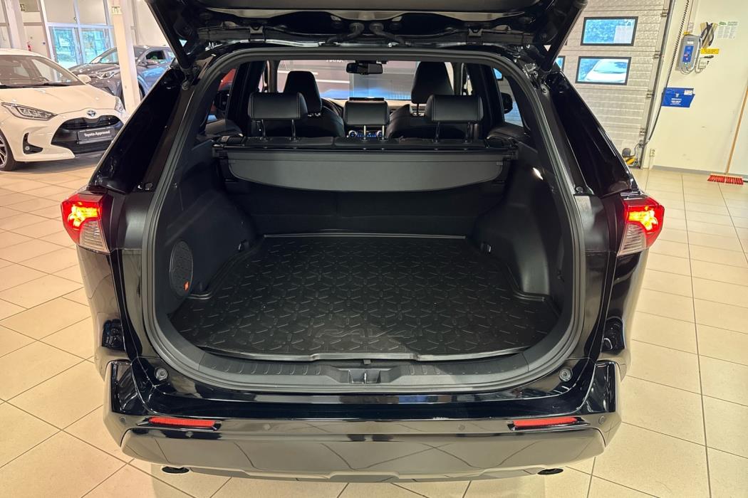 TOYOTA RAV4 2021