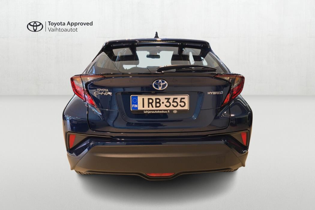 TOYOTA C-HR 2023