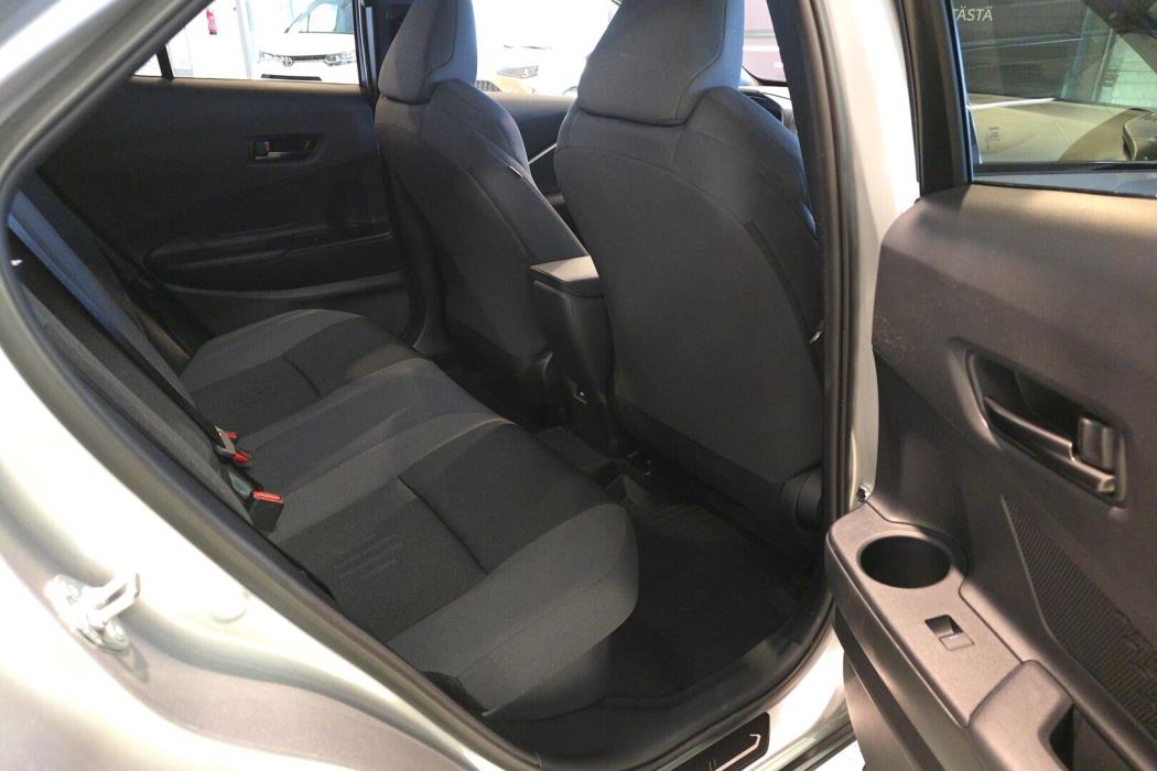 TOYOTA C-HR 2025