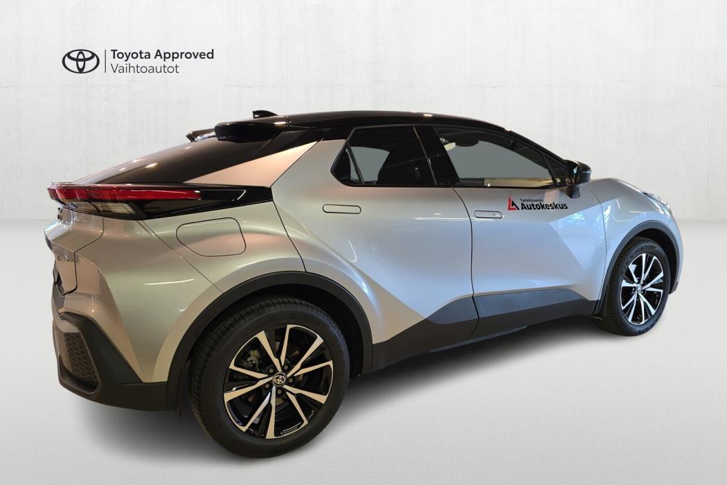 TOYOTA C-HR 2025