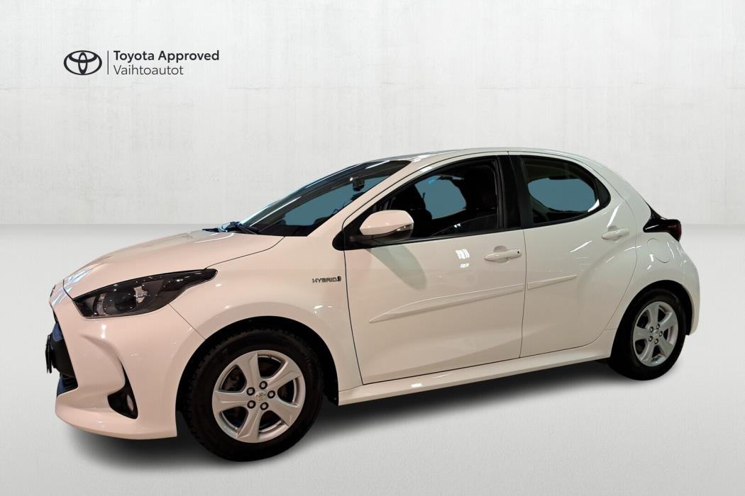 TOYOTA Yaris 2021