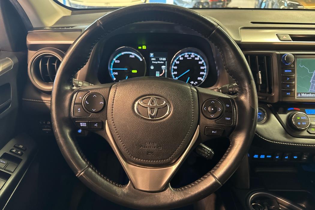 TOYOTA RAV4 2017