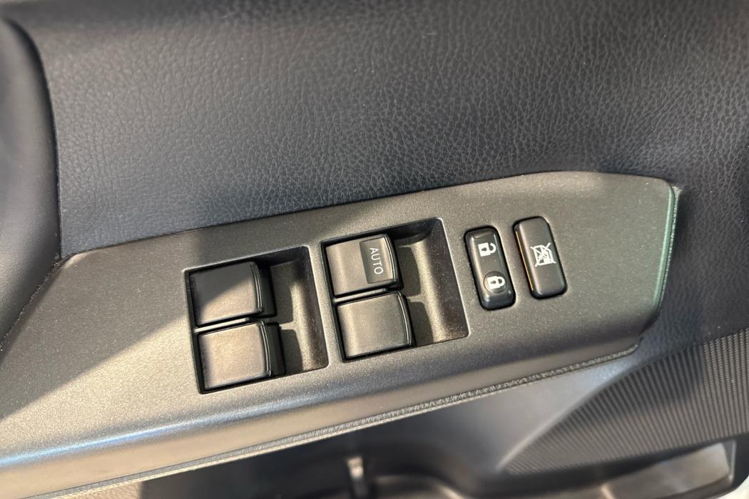 TOYOTA RAV4 2017