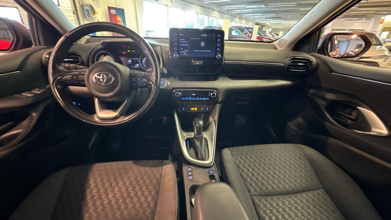 TOYOTA Yaris 2022