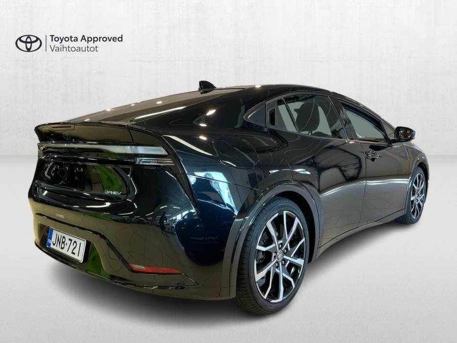 TOYOTA Prius Plug-in 2023