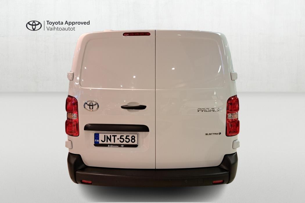 TOYOTA PROACE 2025