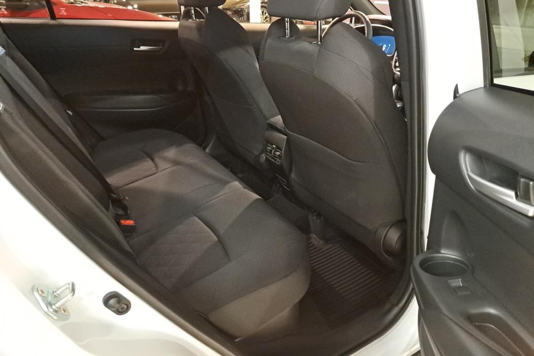 TOYOTA Corolla Cross 2025