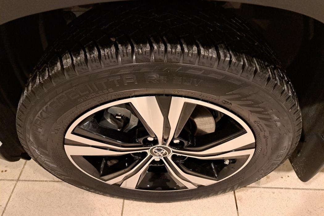 TOYOTA Corolla Cross 2025