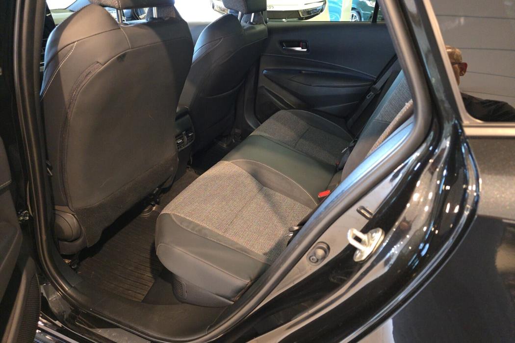 TOYOTA COROLLA 2026