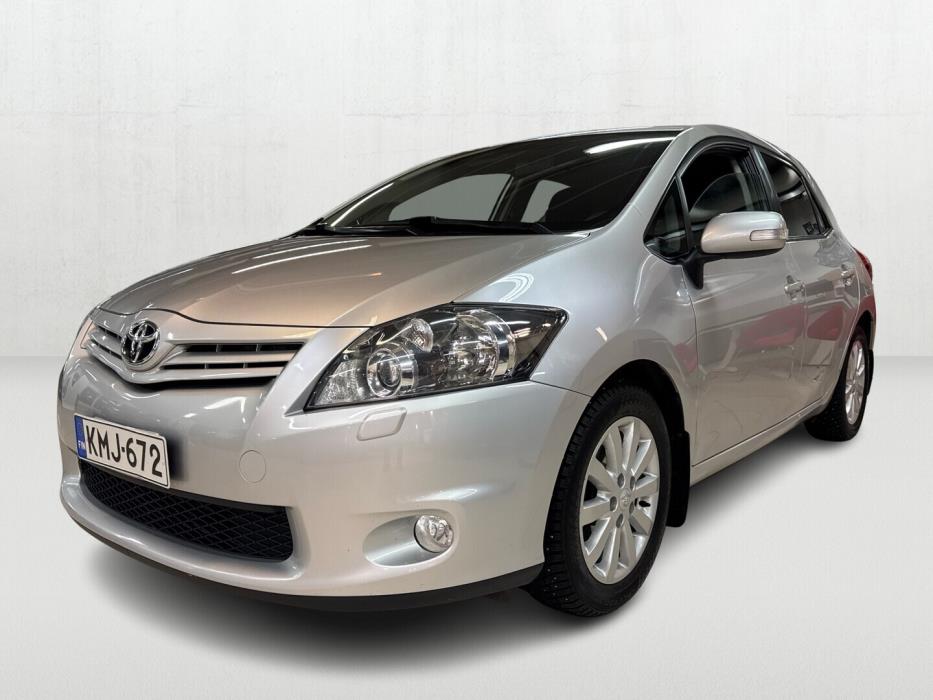 TOYOTA Auris 2012