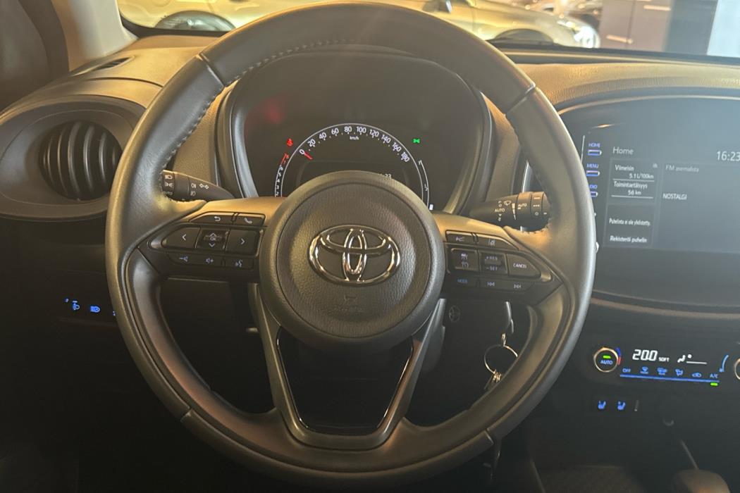 TOYOTA Aygo X 2023