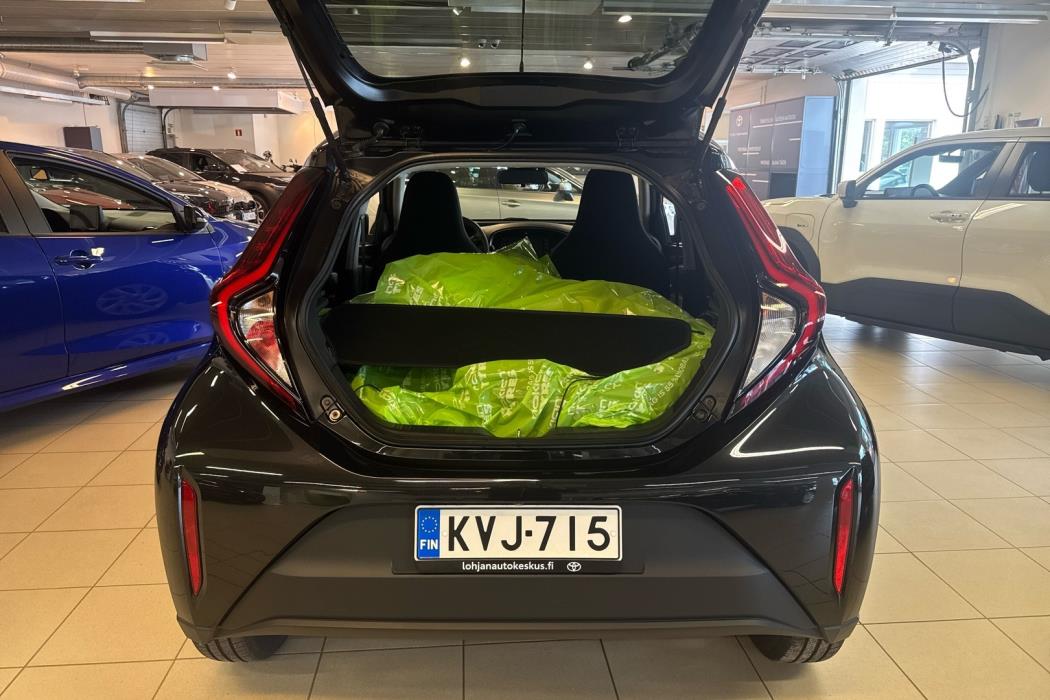 TOYOTA Aygo X 2023