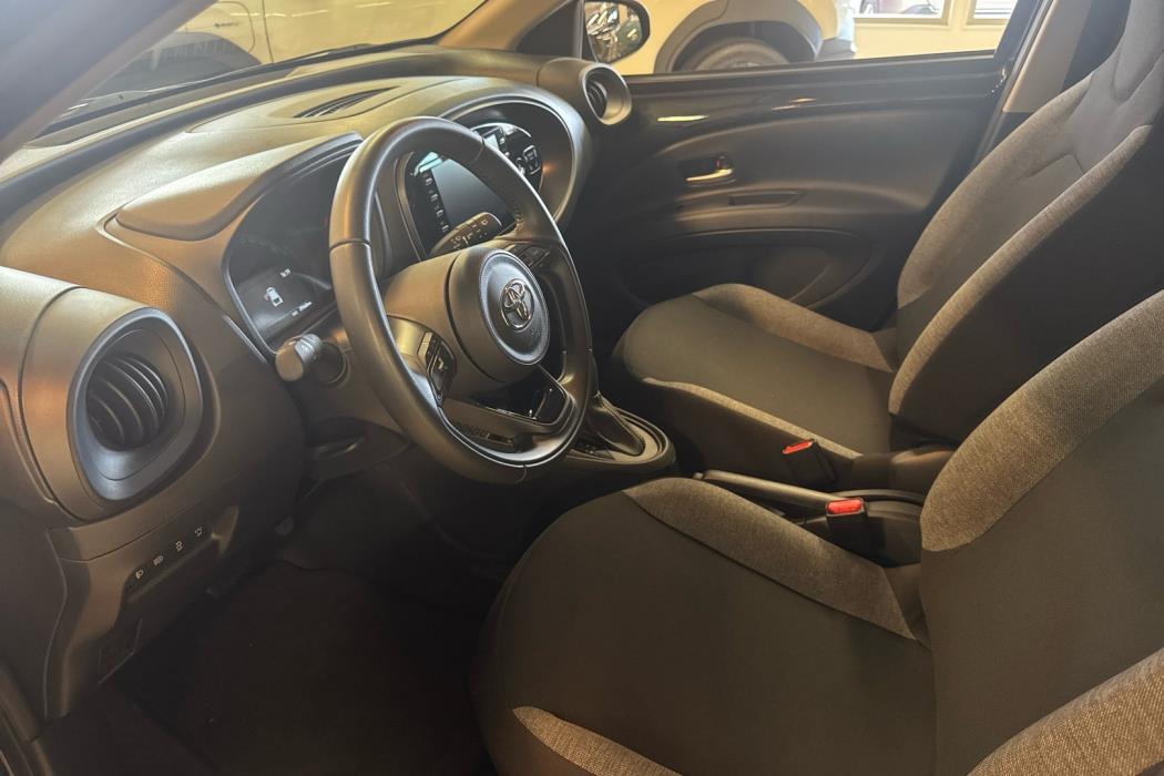 TOYOTA Aygo X 2023