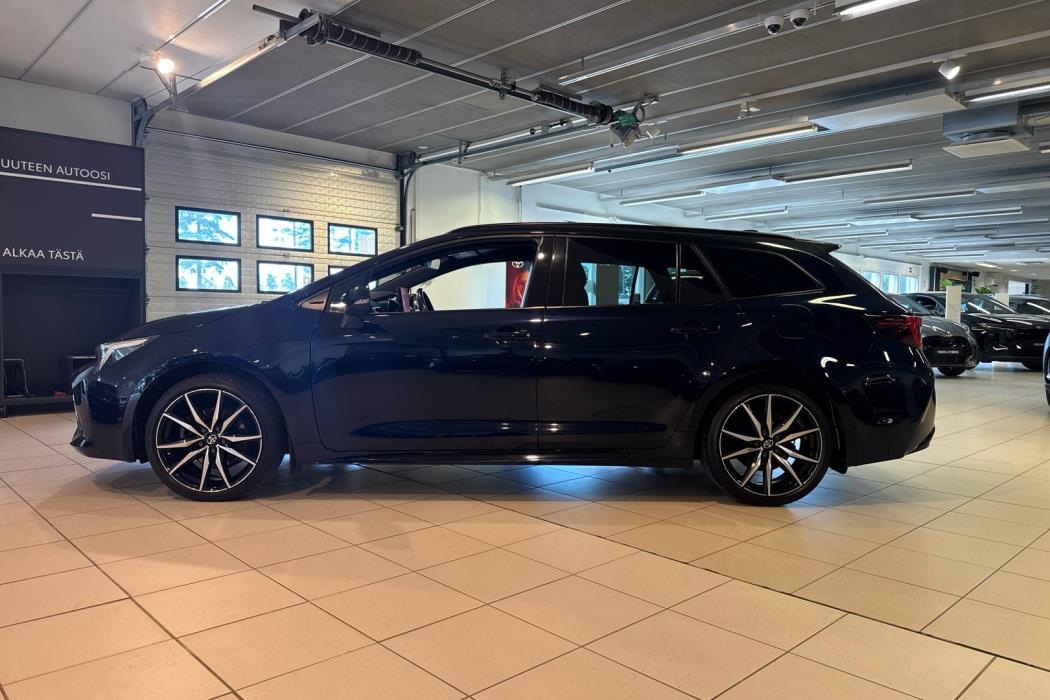TOYOTA Corolla 2023