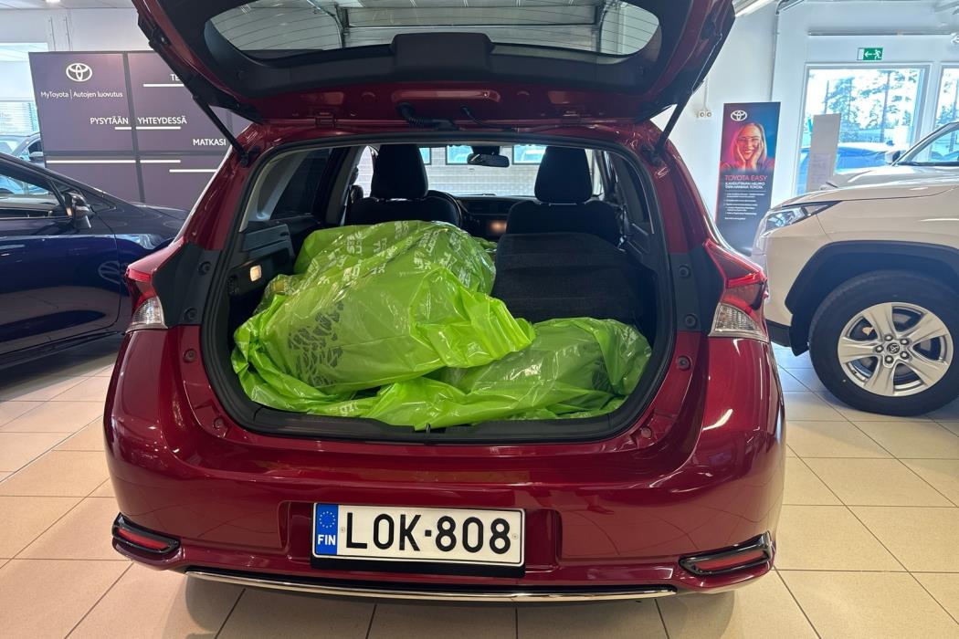 TOYOTA Auris 2018