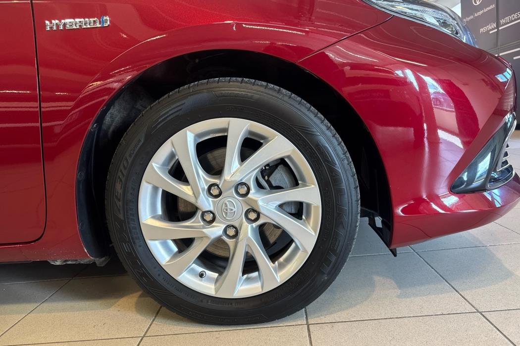TOYOTA Auris 2018