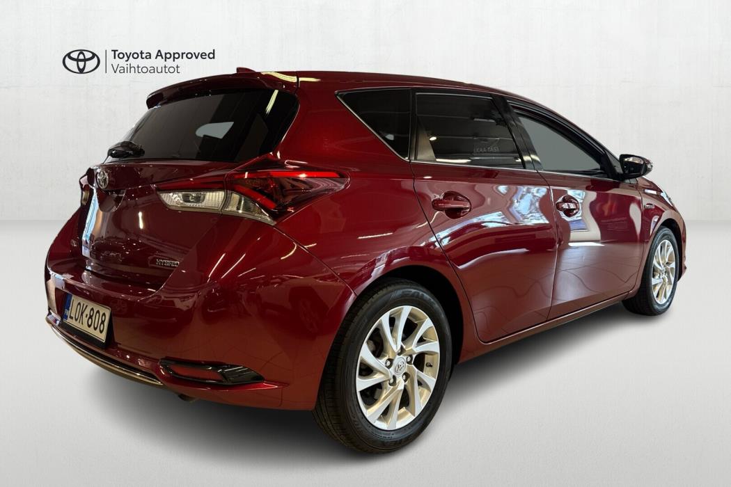 TOYOTA Auris 2018