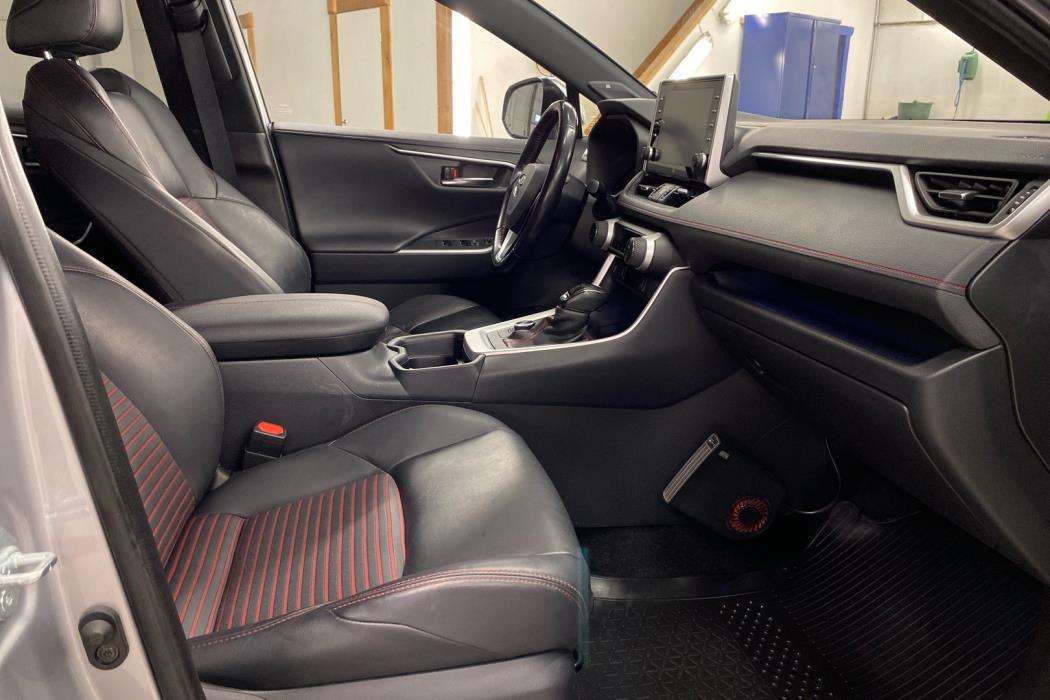 TOYOTA RAV4 2020
