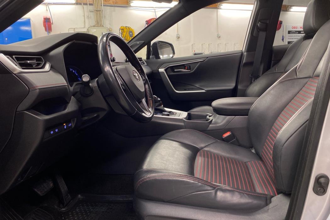 TOYOTA RAV4 2020