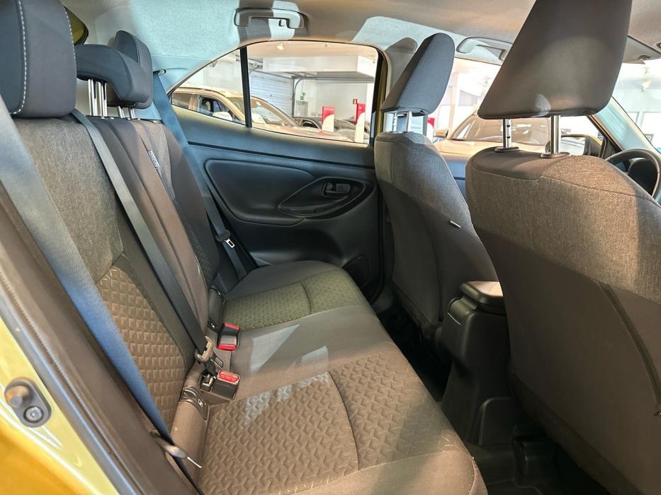 TOYOTA Yaris Cross 2023